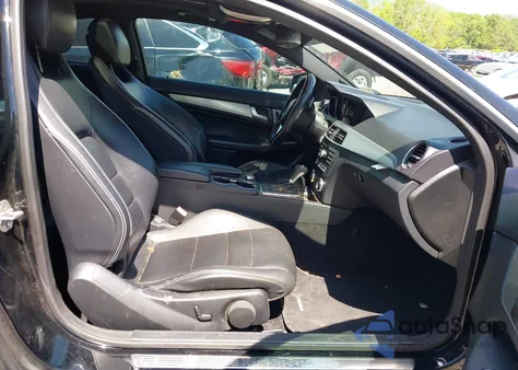 2012 Mercedes-Benz C 250 from USA, damaged, VIN WDDGJ4HB6CF740071